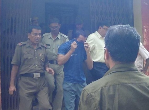 Youth arrested for posting ex-girlfriend's nude pictures Youth arrested for posting ex-girlfriend's nude pictures